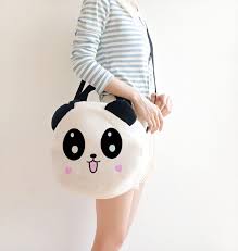 Panda Kol Cantasi Pelus Yumusacik Oyuncak Gibi Sadece 39 99 Tl 30 Cm Cap Siparis Icin Www Efbutik Com 2020 Sevimli Kiyafetler Panda Koltuklar