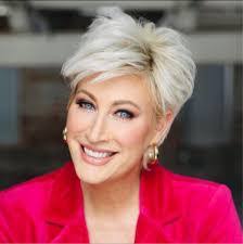 Deanna Koster's Instagram, Twitter & Facebook