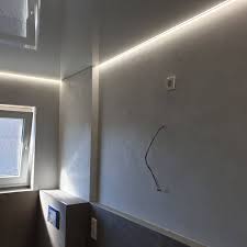 Marmorputz Und Spanndecke Mit Led Beleuchtung Spanndecken Wandgestaltung Badezimmer Raumausstattung Renovieren