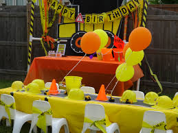 Construction Party For 3 Year Old Used Cones To Secure Balloons Buckets Caution Tape Construction Birthday Parties Kids Party Tables Construction Zone Party
