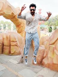 Jackky bhagnani is very handsome actor from india. L For Love L For Lynching Jackky Bhagnani Gears Up For Friday Film Welcome 2 Karachi Telegraph India