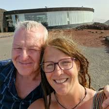 I want a good massage. Not some feathery strokey, chakra aligning thing.  Firm pressure and getting into the knots. Does anyone do that round here?