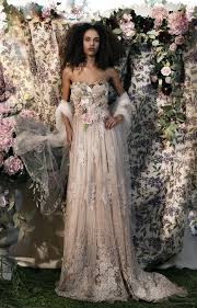 Jill marzo 15 mar 2016. Abiti Da Sposa Colorati 2020 In Un Arcobaleno Di Eleganza