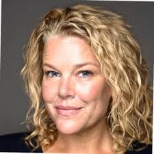 Marcy Dean's Instagram, Twitter & Facebook