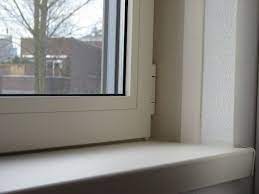 Zie Hier Kunststof Kozijnen Met Renolit Folie Creme Aan De Binnenkant Deze Is Afgewerkt Met Hard Pvc Hoeken Met Folie Van Milin Vensterbank Kozijn Interieur