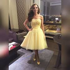Homcoming Dresses Pretty Appliques Tea Length Short Light Yellow Tight 8th Grade Prom Vestido Prom Dresses Yellow Yellow Homecoming Dresses Prom Party Dresses