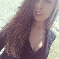 Elena Bernal Sanchez (@elena_bs97)