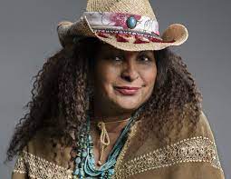Check out production photos, hot pictures, movie images of pam grier and more from rotten tomatoes' celebrity gallery! As Pam Grier Celebrates 70 She Finds Peace Off The Grid