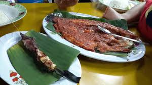 Ikan bakar adalah hidangan ikan yang dibakar atau dipanggang di atas api atau bara api. Medan Ikan Bakar Serkam Melaka