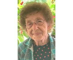 Clayton Darnell's Instagram, Twitter & Facebook