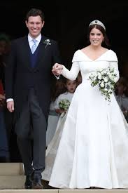 Das soll ihrer schwester eugenie von york sehr missfallen haben. Alles Uber Die Hochzeit Von Prinzessin Eugenie Of York Vogue Germany