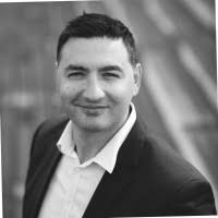 100+ perfiles de «Srour»