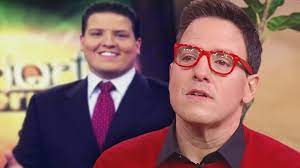 Raúl González revive sus inicios en Despierta América | #AsíEmpezóTodo con  Raúl González: el recuento de la carrera del conductor que lo conmovió  hasta las lágrimas. | By Despierta America | Let's