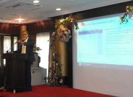 Timbalan gabenor bank negara malaysia (bnm) datuk muhammad ibrahim dilantik secara rasminya menjawat jawatan gabenor menggantikan tan sri dr. Laman Web Rasmi Idfr Ucaptama Gabenor Bank Negara Malaysia Mengenai Ekonomi Malaysia Dan Perbincangan Panel