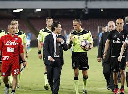 Stefano alassio e christian rossi saranno i guardalinee, mentre fabrizio pasqua sarà il var sarà paolo valeri di roma ad arbitrare. Ac Milan Coach Vincenzo Montella Protest With Paolo Valeri After The Serie A Match Between Ssc Napoli And Ac Milan At Stadio San Paolo On August 27 2016 In Naples Italy Photo