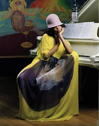 Erykah Badu The First Time I Saw Your Face Erykah Badu What A Dress I Wish I Could Remember Where I Saw It Before Erykah Badu Style Erykah Badu Afro Punk Fashion