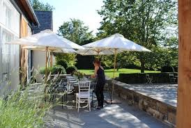It S Everything I Love Lunch With Ina Garten In East Hampton Garten Ina Garten Outdoor Living