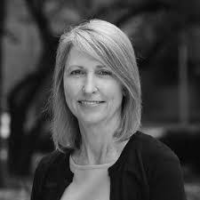 Erin Jinks's Instagram, Twitter & Facebook