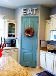 10 Ways To Spruce Up Your Pantry Door Sunlit Spaces Diy Home Decor Holiday And More Painted Pantry Painted Pantry Doors Kitchen Pantry Doors