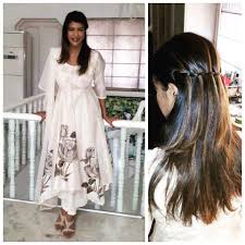 Long hairstyles with loose locks are generally very flattering for round faces. Top 10 South Indian Style Hairstyles For Round Faces Keep Me Stylish