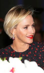 Sas prince albert ii de monaco. Avant Apres Les Photos Rares Des Princesses Sans Maquillage Elle Coupe Courte Maquillage Cheveux Styles De Coiffures