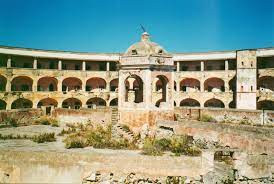 Oggi i compagni insistono che anch'io (dato che ne feci parte) vi faccia una descrizione veritiera senza risparmiare nessuno. Carcere Di Santo Stefano Wikipedia