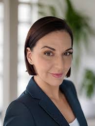 Donna Marceau's Instagram, Twitter & Facebook