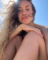 Holi, m'he cremat però no sabeu lo que bé que estic 🤩