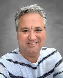 Monique Verret's Instagram, Twitter & Facebook