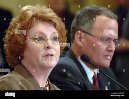 Donna cross hi-res stock photography and images