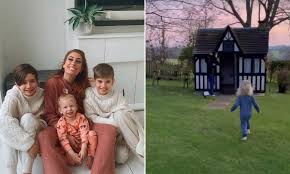 Stacey solomon gives a tour around her new house on lorraine. Stacey Solomon S Sons New Wendy House Is Just Like The Queen S Watch Hello
