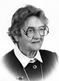 Lois Green's Instagram, Twitter & Facebook