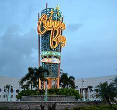 Universal S Retro Hotel Cabana Bay Beach Resort Review My Boys And Their Toys Cabana Bay Beach Resort Beach Resorts Cabana Bay