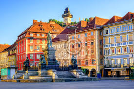 Im studio moon in graz erwarten dich 10 top hostessen und erotik pur in gepflegter, diskreter und ruhiger atmosphäre. Zentralplatz In Der Altstadt Von Graz Osterreich Leinwandbilder Bilder Graz Tour Tourismus Historisches Gebaude Myloview De
