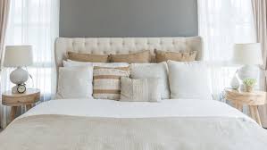 There are many color combinations that you can try in order to make expensive bedroom look. 7 Sneaky Ways To Make Your Bedroom Look Expensive
