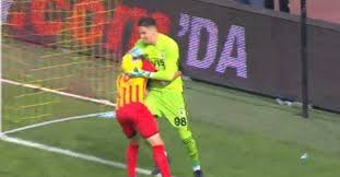 Kalecinin gelmediği antrenmanda kaleye geçen altay, yolspor'da kaleyi bir daha. Sakin Ol Altay Bayindir