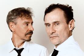 IN ON IT by Daniel MacIvor: A Thought-Provoking and Hilarious Play Is Back  in São Paulo