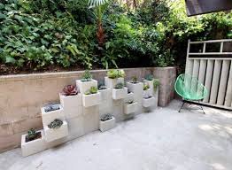 This is a smart and inexpensive way to add wall planter feature to. 20 Creative Uses Of Concrete Blocks In Your Home And Garden