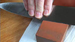 Dari kelima cara mengasah pisau di atas, cara mana yang menurutmu paling mudah? Cara Benar Mengasah Pisau Tumpul Okezone Lifestyle