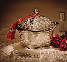 Hediyelik Gumus Renk Kasikli Kapakli Sekerlik Urun Bilgisi Olculeri 10x10x11 Cm Gumus Renk Sekerlik Cok Sik Osmanli Nakislari Tureen Decor Turkish Coffee