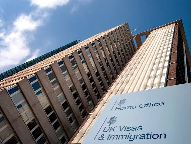 E-petitions relating to support and accommodation for asylum seekers - House of Commons Library