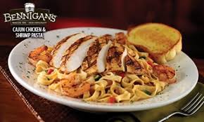 This shrimp scampi recipe is the best way to make shrimp bathed in a garlicky, lemony butter sauce over pasta, zoodles, or rice. Cajun Chicken Shrimp Pasta Bild Von Bennigan S San Salvador Tripadvisor