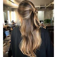 .cendré cheveux blond caramel mèches sur cheveux blonds cendrés tout les blond couleur blonde cheveux photo couleur blond blond cendré clair meche blonde coiffure blonde frisee pinterest coiffure blonde coiffure homme avec mèche blonde coiffure courte meche blonde et noir. Epingle Sur Tape In Extensions