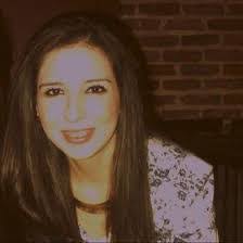 Kelly Maradiaga's Instagram, Twitter & Facebook