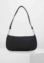 Check them out and download the one's you like. Gina Tricot Hedda Bag Handtasche Black Schwarz Zalando De
