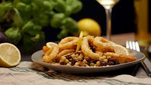 Rezept Fur Sardische Fregola Nudeln Mit Tintenfischringen Jetzt Original Italienisch Kochen Italienisch Kochen Cantuccini Rezept Rezepte