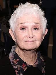 Barbara Barrie's Instagram, Twitter & Facebook