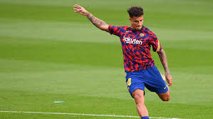 Barcelona's future shines in the present h aving gone under the knife to heal a knee injury in january, philippe coutinho reappeared at the ciudad deportiva joan gamper for training with barcelona. Fc Barcelona La Liga Coutinho Reinvents Himself Marca In English