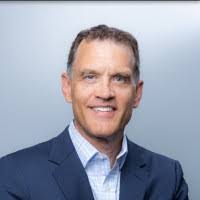 Danielle Mau's Instagram, Twitter & Facebook