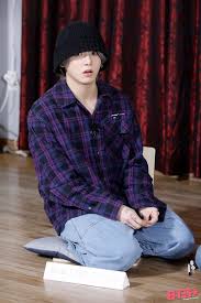 Also known as dallyeora bangtan! Jungkook Bts Jk Bts Jk Bts Jungkook Run Bts Golden Maknae Bangtan Sonyeondan Hd Mobile Wallpaper Peakpx